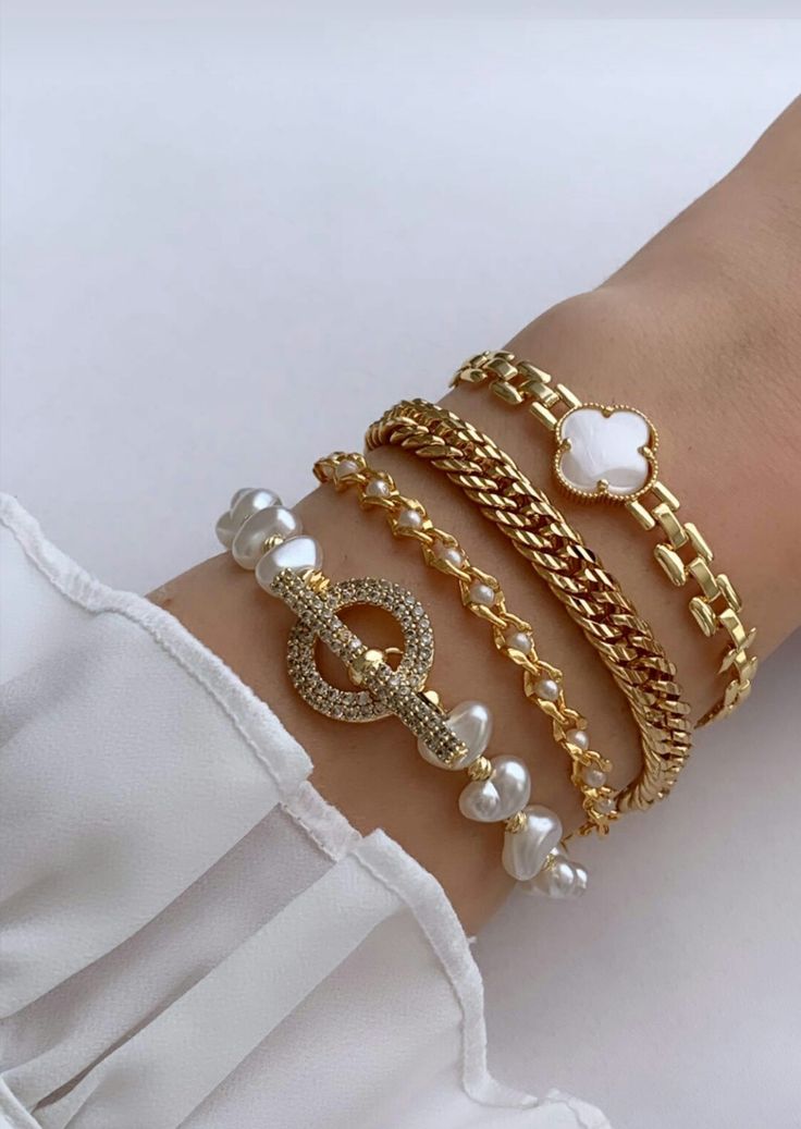 Bracelets worn on wrist